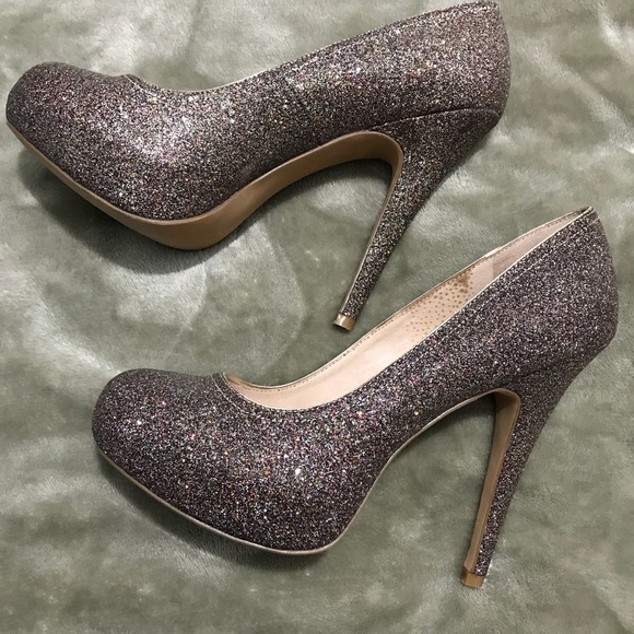 Steve Madden Shoes - Steve Madden Multi color glitter heels